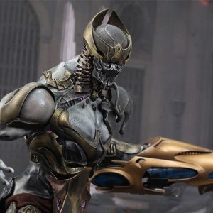 Chitauri Commander Marvel Sixth Scale Figure